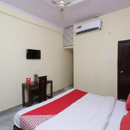 Oyo Hotel Ayaan Bareilly Exterior foto